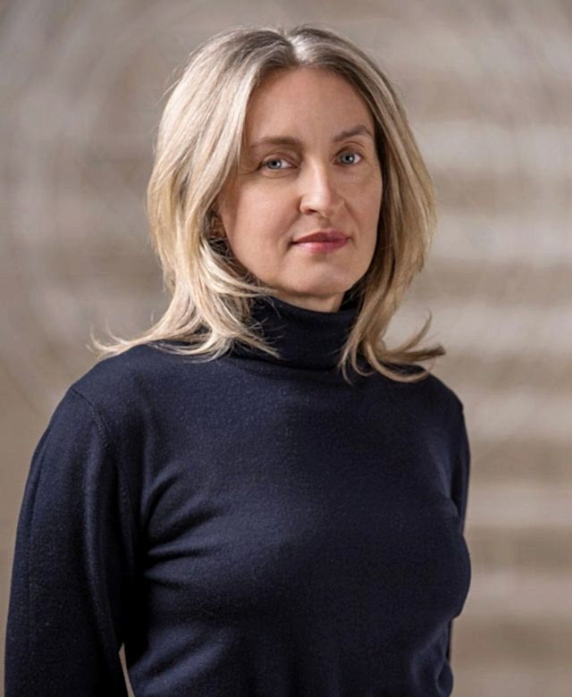  Юлия Бутузова